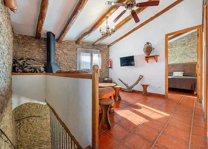 Torres Country house Masdenverge